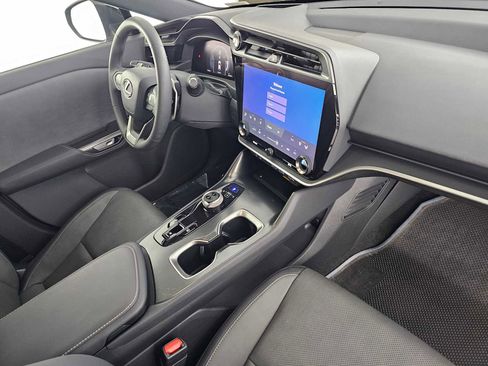 Certified 2023 Lexus RZ 450e Premium image 11