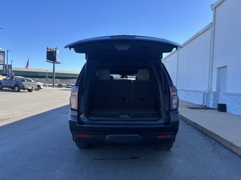 Certified 2024 Chevrolet Tahoe Z71 w/ Luxury Package image 14