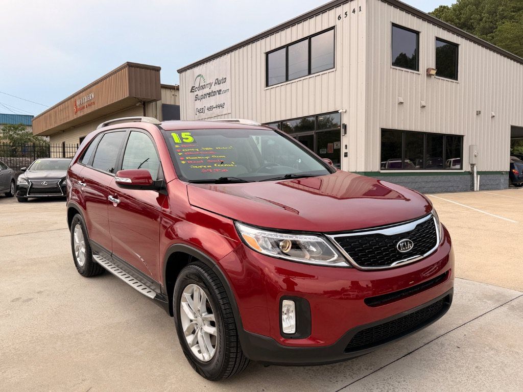 Used 2015 Kia Sorento LX FWD image 1