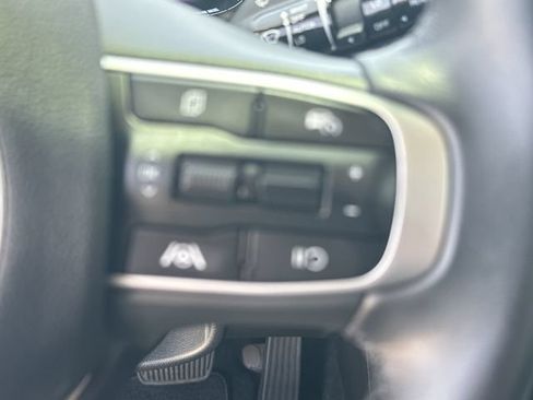 Certified 2025 Kia Sportage EX FWD image 20