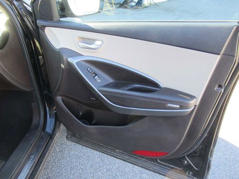 Used 2017 Hyundai Santa Fe Sport w/ 2.4L Tech Package 04 image 15