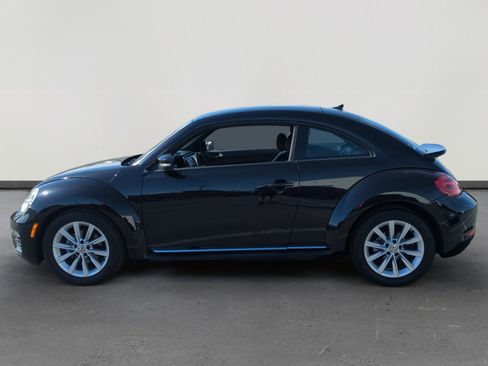 Used 2018 Volkswagen Beetle 2.0T S image 2