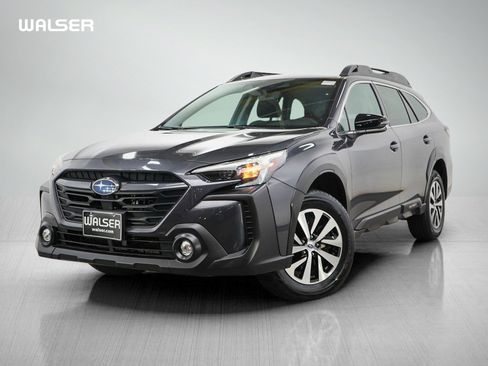 Used 2024 Subaru Outback Premium AWD/4WD image 1