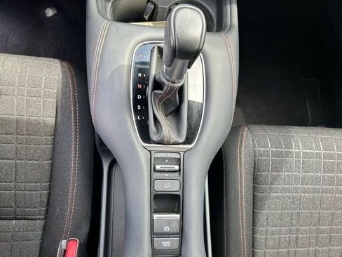 Used 2025 Honda HR-V Sport image 36