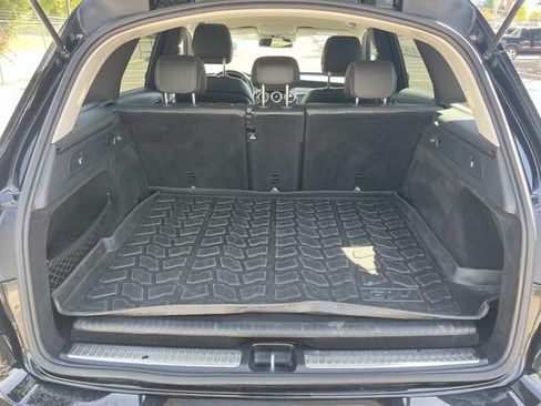Used 2019 Mercedes-Benz GLC 350e 4MATIC image 22
