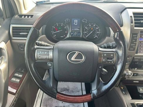 Used 2015 Lexus GX 460 w/ Premium Package AWD/4WD image 11