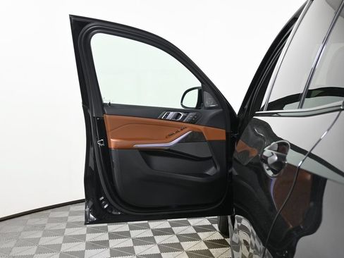 Used 2025 BMW X5 M60i w/ Executive Package AWD/4WD image 28