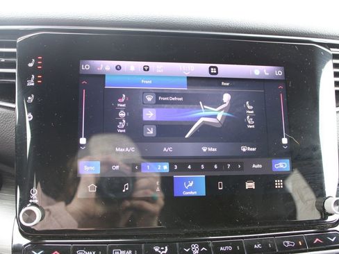 Used 2024 Jeep Wagoneer Series II image 55