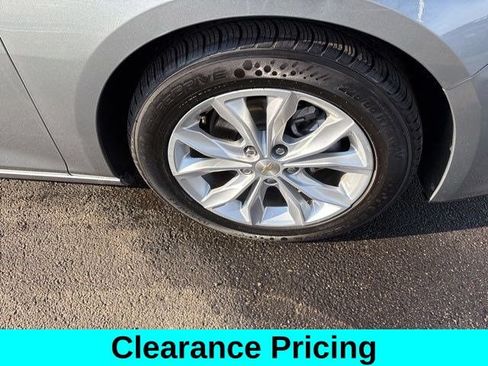 Used 2024 Chevrolet Malibu LT FWD image 43
