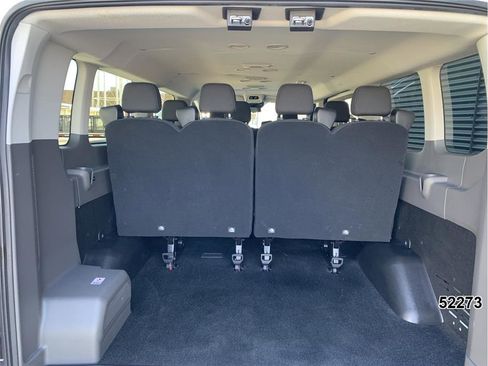 Used 2023 Ford Transit 350 XL image 9