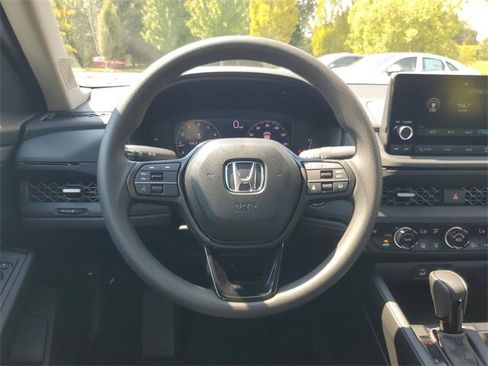 New 2025 Honda Accord SE image 9