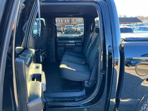 Used 2018 Ford F150 XLT w/ Equipment Group 302A Luxury image 16