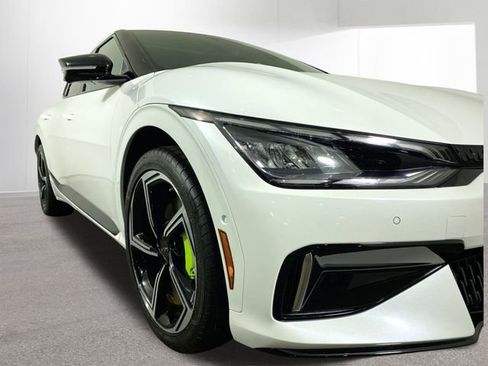 Used 2024 Kia EV6 GT image 28