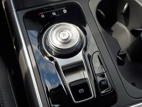 New 2026 Kia Carnival EX image 29