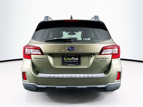 Used 2016 Subaru Outback 3.6R Limited AWD/4WD image 7