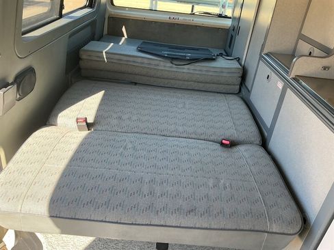 Used 1995 Volkswagen Eurovan Camper FWD image 39