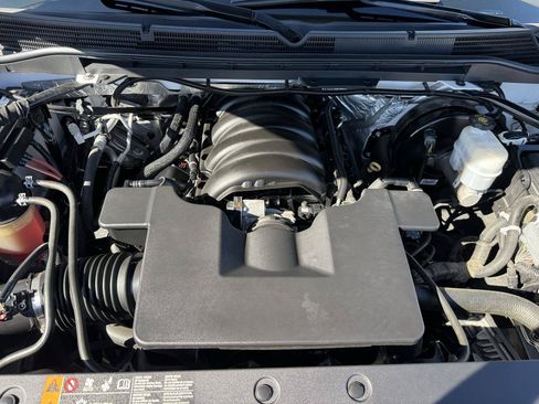 Used 2018 GMC Sierra 1500 SLE w/ SLE Value Package AWD/4WD image 18