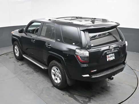 Used 2015 Toyota 4Runner SR5 image 37