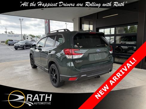 Used 2022 Subaru Forester Limited AWD/4WD image 7