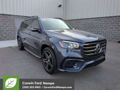 Used 2025 Mercedes-Benz GLS 450 4MATIC image 1