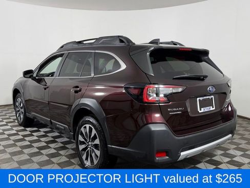 Used 2024 Subaru Outback Limited AWD/4WD image 7