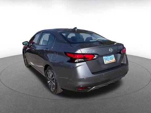 Used 2025 Nissan Versa SV image 11