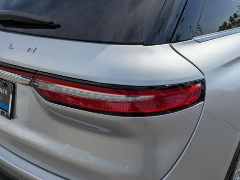 Used 2020 Lincoln Corsair FWD image 4