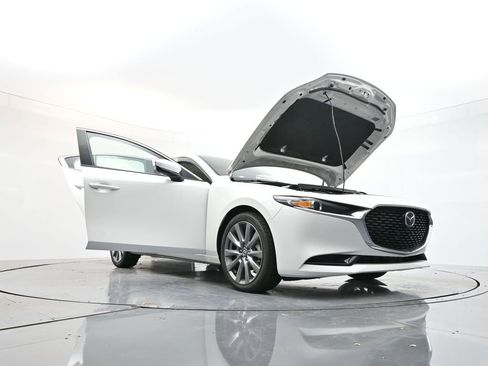 Used 2025 MAZDA MAZDA3 s image 33