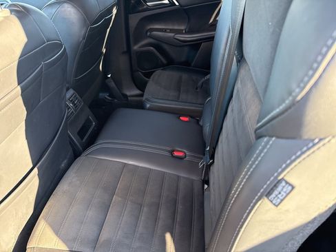 Used 2024 Mitsubishi Outlander SE image 20