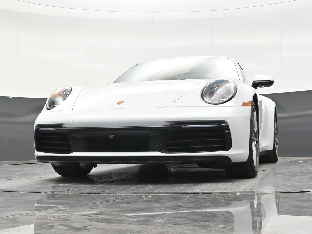 Used 2022 Porsche 911 Carrera RWD image 27