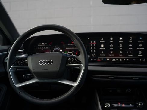 Used 2025 Audi A5 2.0T Premium Plus w/ Premium Plus image 22