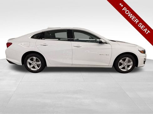 Used 2023 Chevrolet Malibu LT image 12