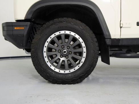Used 2024 INEOS Grenadier AWD/4WD image 9