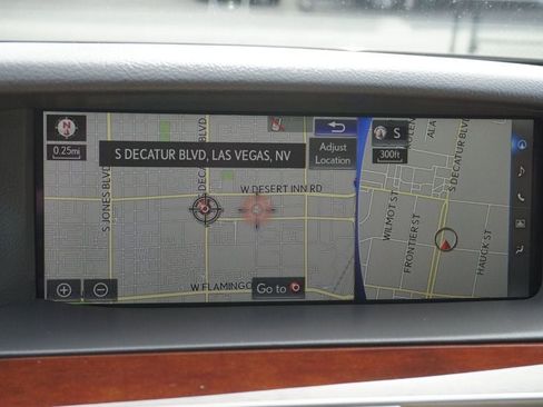 Used 2017 Lexus LS 460 image 33