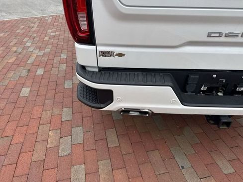 Used 2021 GMC Sierra 1500 Denali w/ Denali Ultimate Package image 8