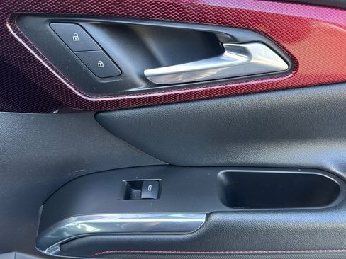 Used 2025 Chevrolet Traverse Z71 image 23