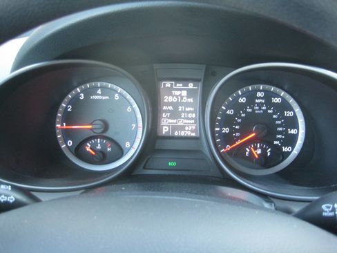 Used 2015 Hyundai Santa Fe Sport w/ Option Group 02 image 23