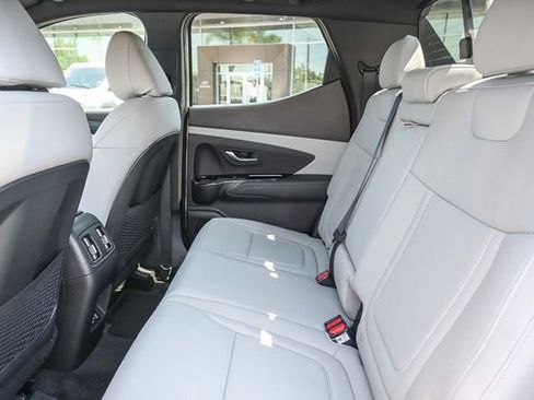New 2025 Hyundai Santa Cruz Limited AWD/4WD image 18
