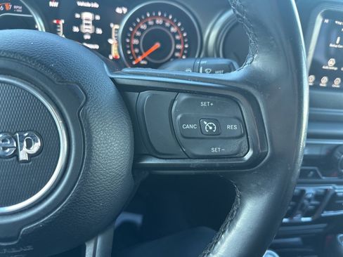 Used 2018 Jeep Wrangler Unlimited Sport S image 61