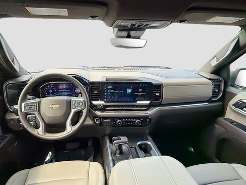 Used 2024 Chevrolet Silverado 1500 LTZ w/ LTZ Premium Package image 15