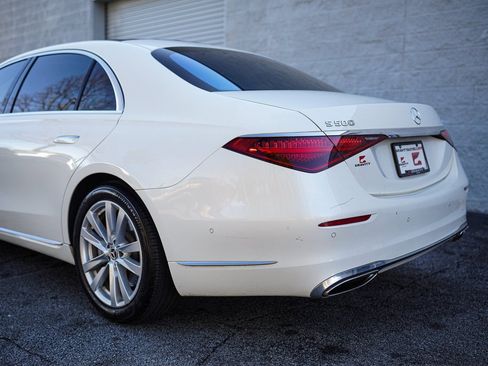 Used 2022 Mercedes-Benz S 500 S 500 image 8