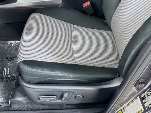 Certified 2021 Toyota 4Runner SR5 AWD/4WD image 19