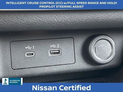 Certified 2022 Nissan Rogue SV image 6