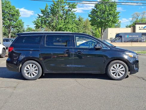 Used 2018 Kia Sedona EX FWD image 8