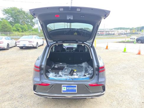 New 2027 Genesis GV70 2.5T AWD/4WD image 11