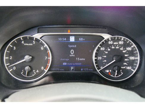 Used 2023 Nissan Altima 2.5 SV w/ SV Premium Package image 22