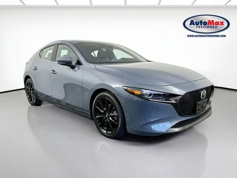 Used 2023 MAZDA MAZDA3 s FWD image 1
