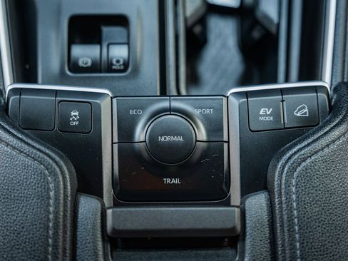 Used 2024 Toyota Grand Highlander XLE image 30