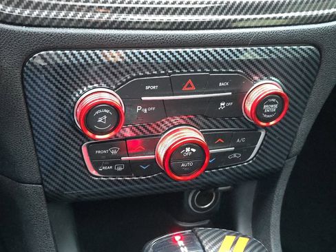 Used 2016 Dodge Charger R/T w/ Plus Group image 20