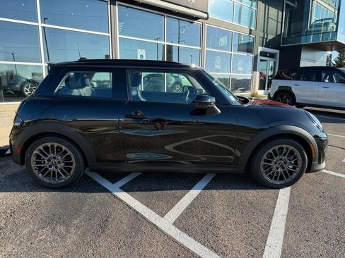 Used 2025 MINI Cooper S FWD image 2